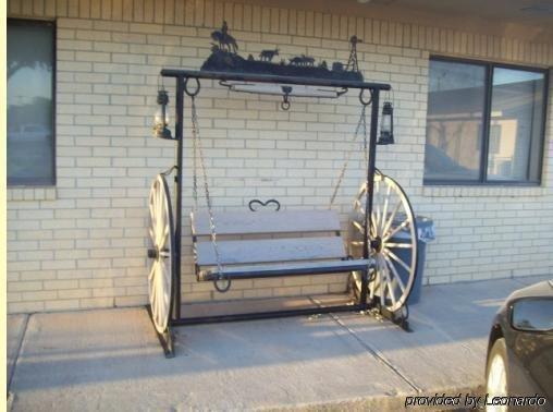 Hebbronville Executive Inn Exterior photo